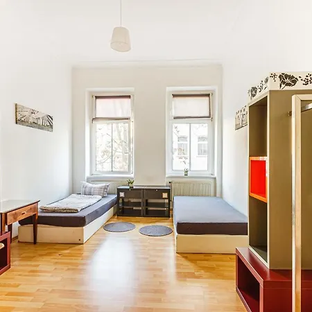 Gruppenunterkuenft In Leipzig Appartement *