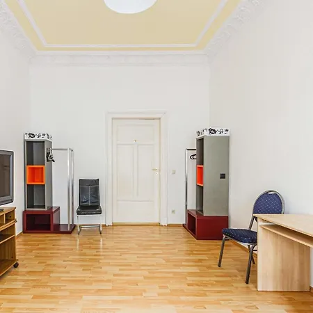 Appartement Gruppenunterkuenft In Leipzig *